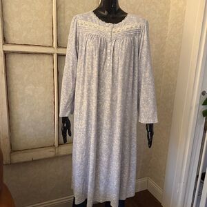 Eileen West Soft Lavender Purple Cotton Blend Long Sleeve Nightgown Sz Large